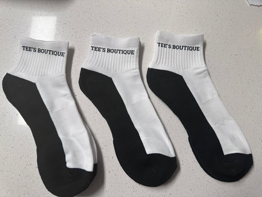 Tee’s Boutique Two-Toned Sockz